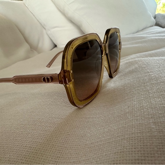 Christian Dior sunglasses - Picture 3 of 7
